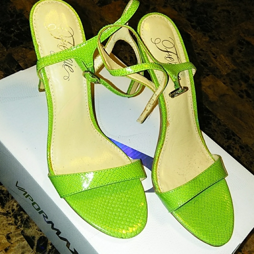 Fergie vintage heels